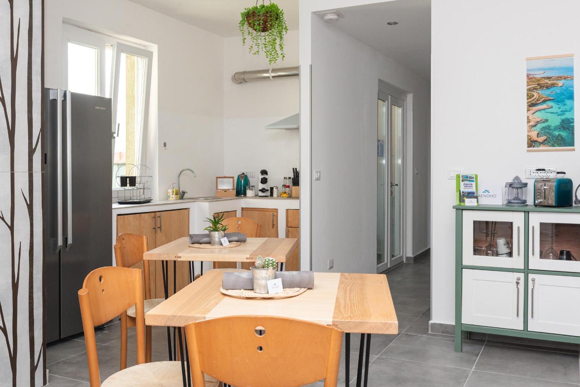 Guest House - Affittacamere Green Apartment - By Faendho Porto Torres Zewnętrze zdjęcie
